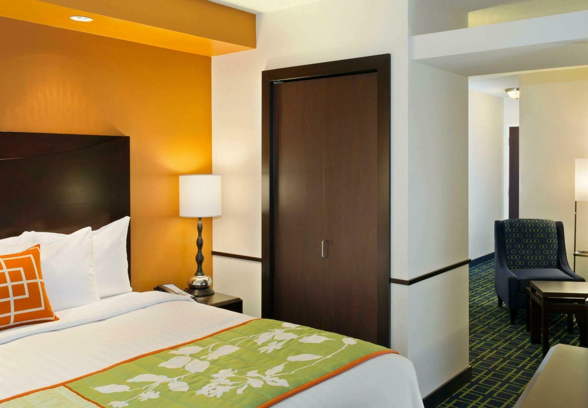 Fairfield By Marriott Tacoma Puyallup Room photo